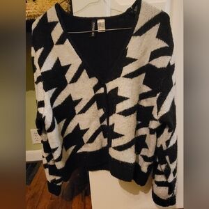 Divided Black and White Geometric Cardigan